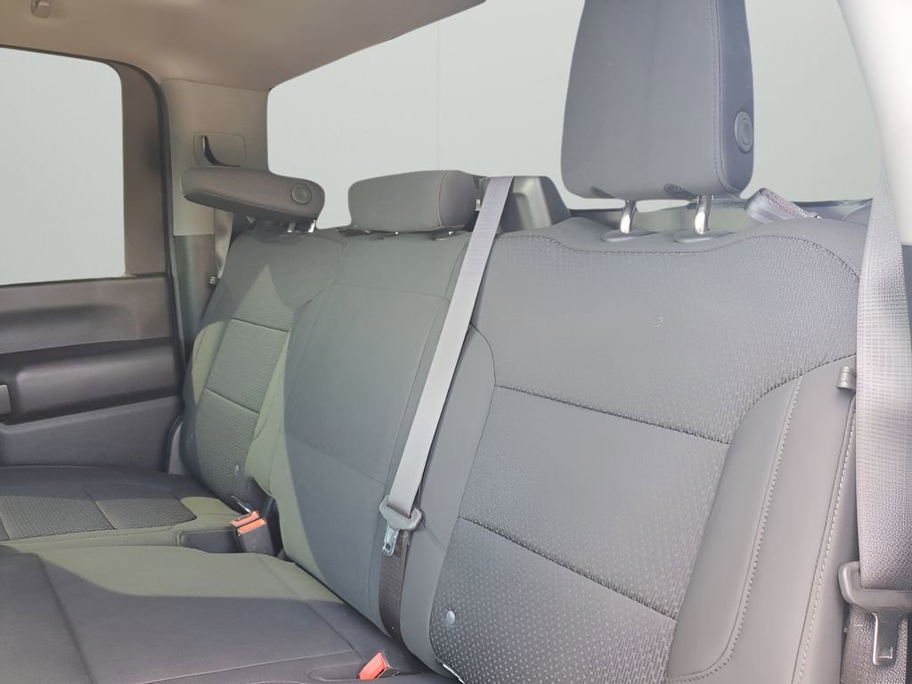 Used 2023 Chevrolet Silverado 2500 Custom w/ Custom Value Package image 19