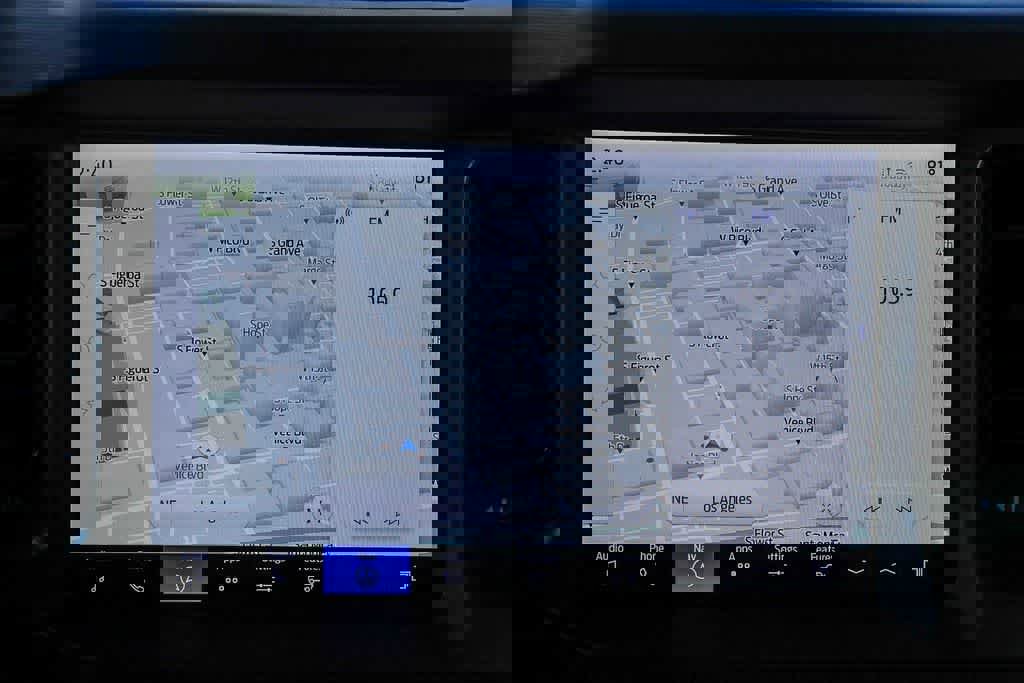 Used 2025 Ford Bronco Big Bend image 14