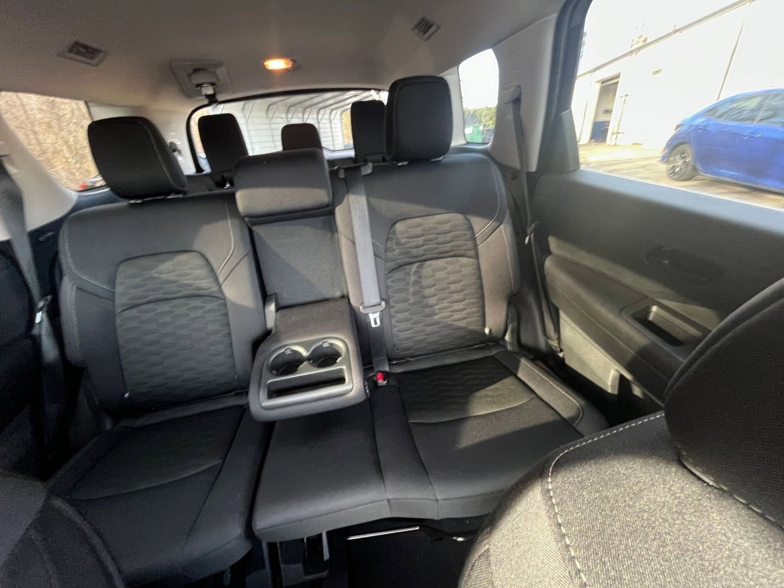 Used 2025 Nissan Pathfinder SV AWD/4WD image 45