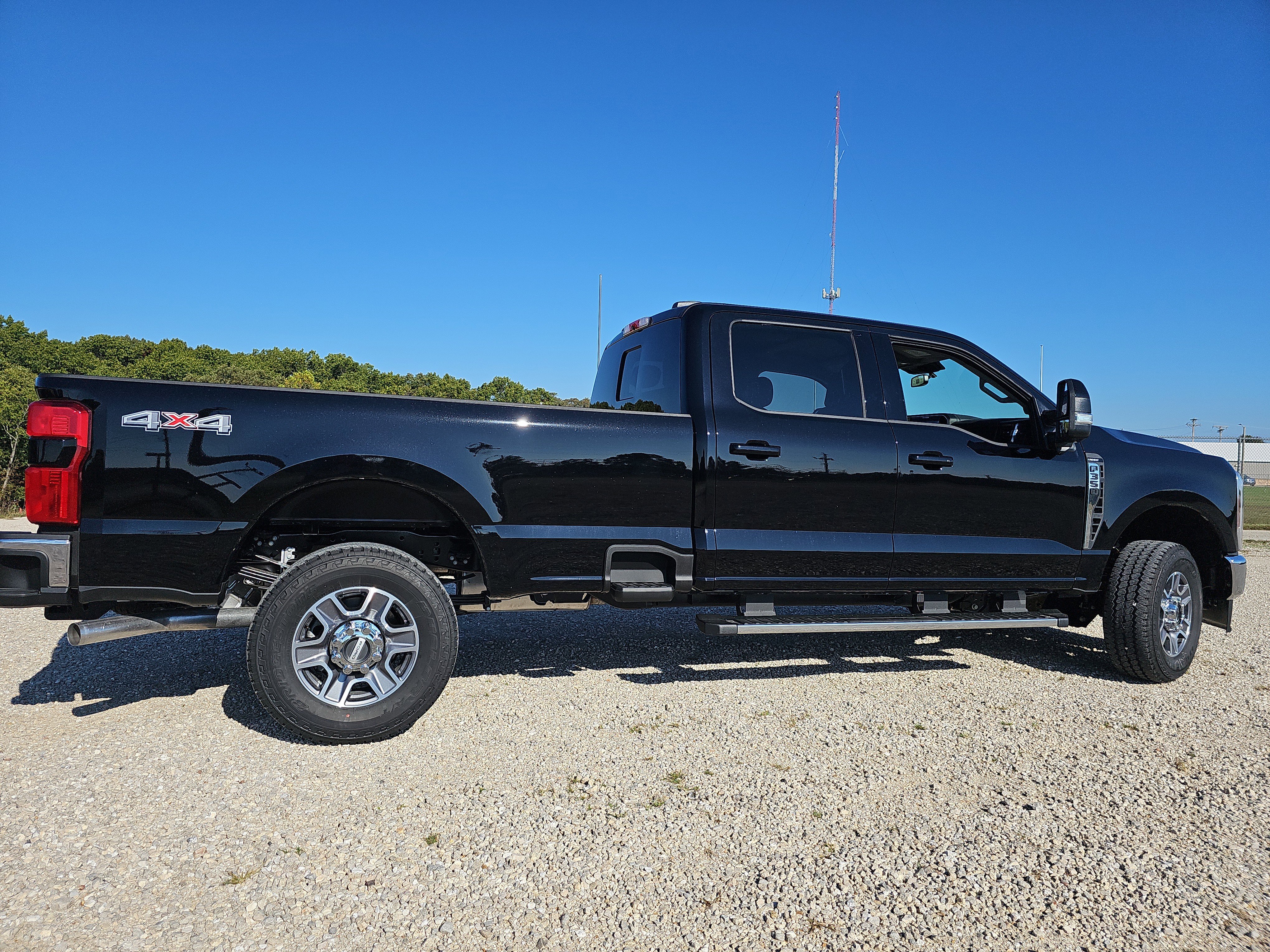 New 2026 Ford F350 Lariat image 3