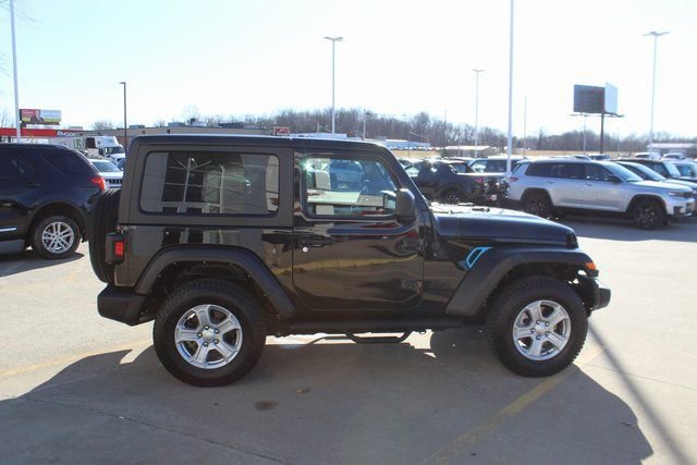 Used 2022 Jeep Wrangler Sport S image 5