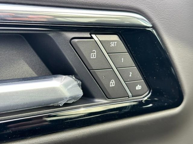 New 2026 Chevrolet Tahoe RST AWD/4WD image 13