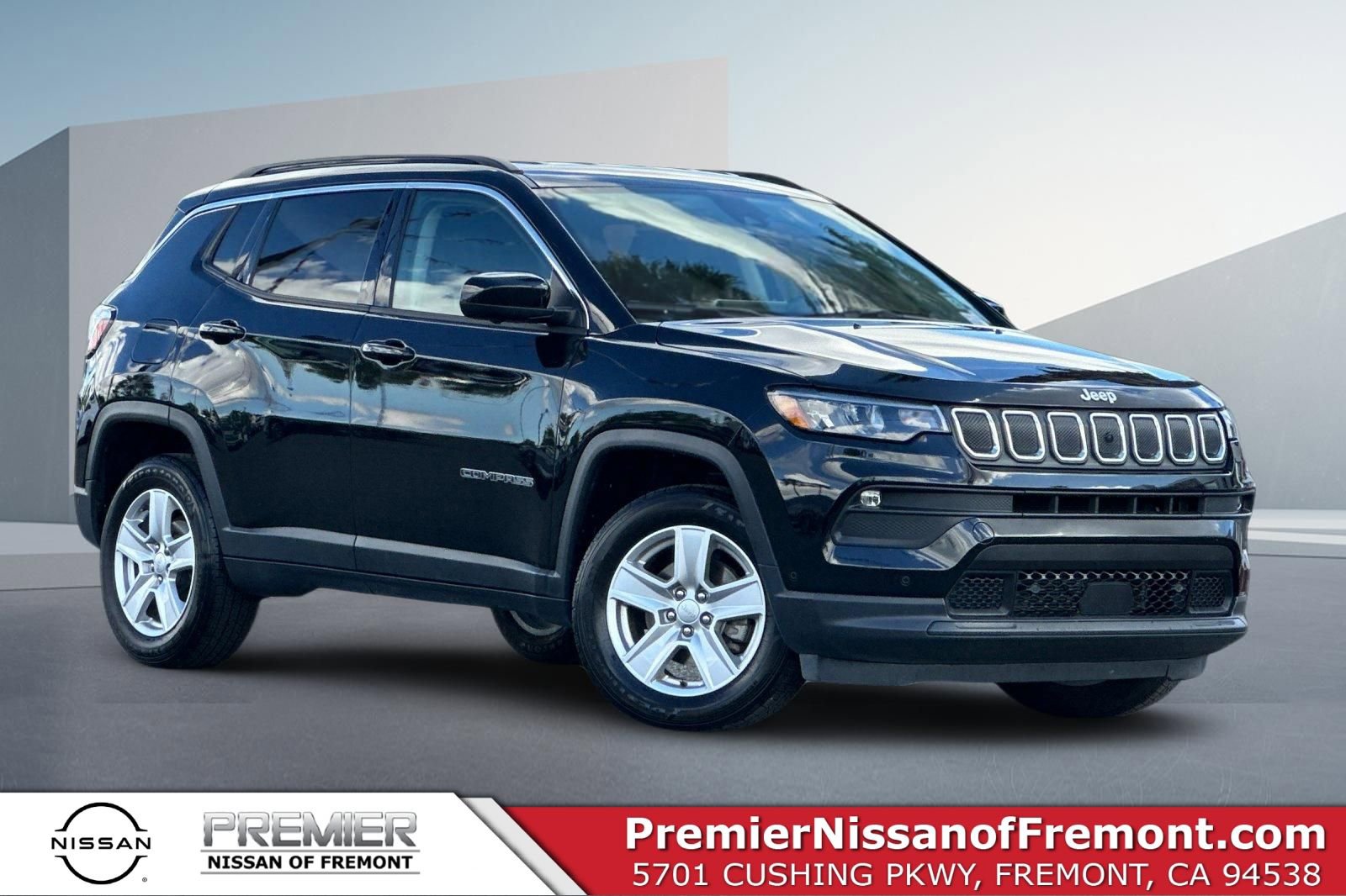 Used 2022 Jeep Compass Latitude w/ Convenience Group image 1