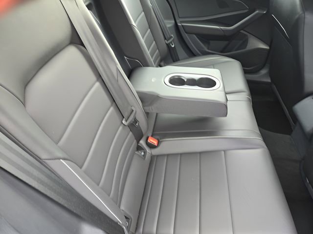 Used 2024 Volkswagen Jetta SE image 32