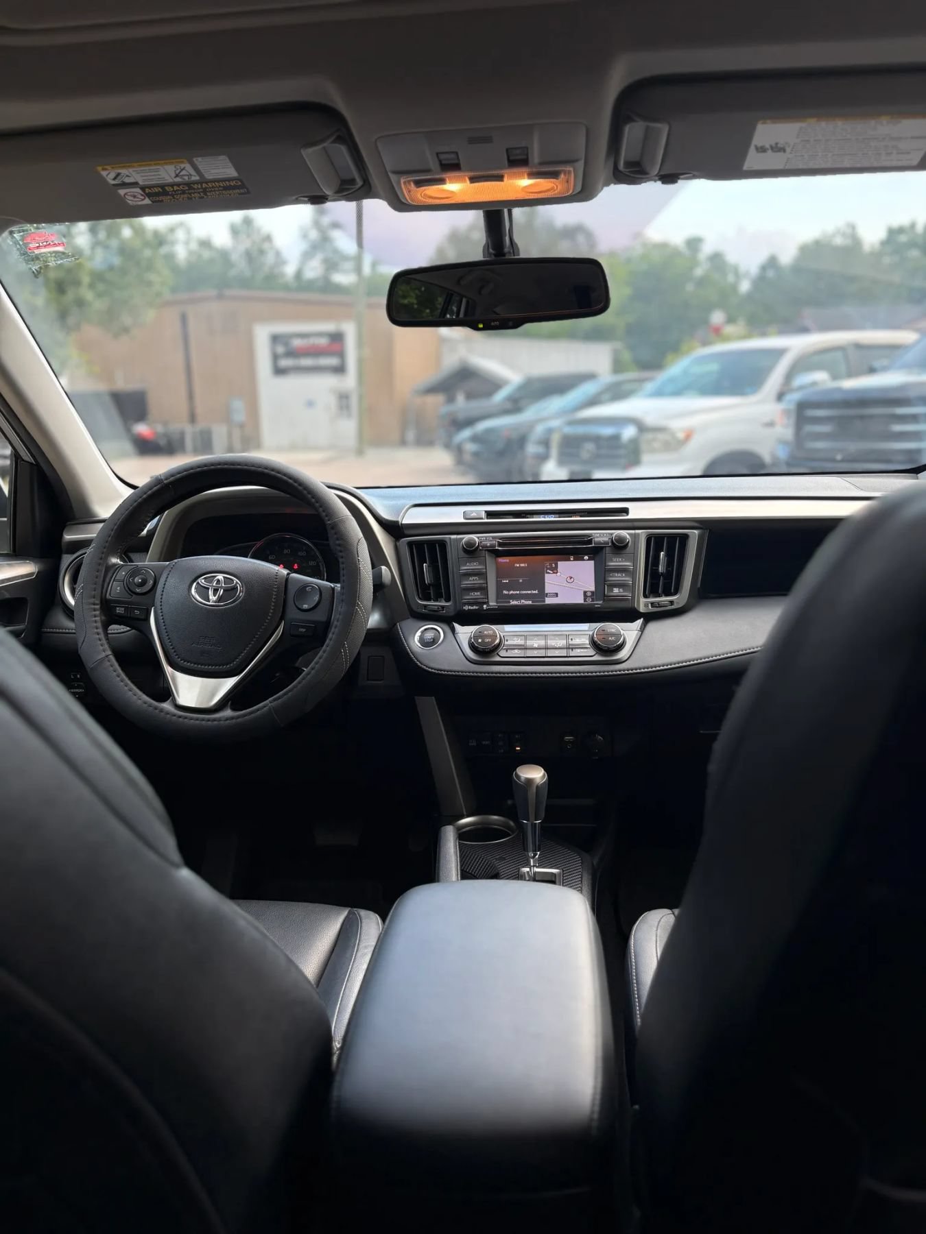 Used 2015 Toyota RAV4 Limited w/ Outdoor Package FWD image 27