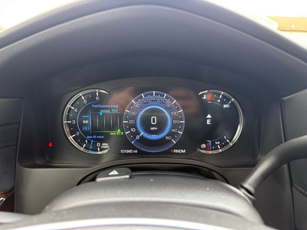 Used 2016 Cadillac Escalade Luxury image 17