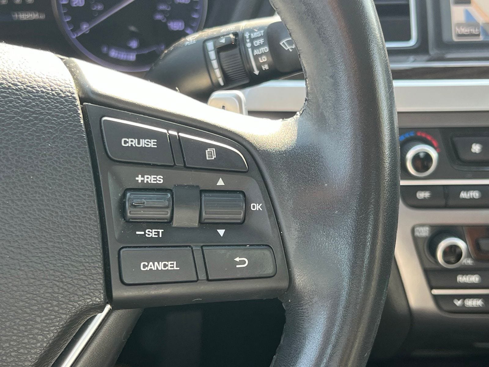 Used 2016 Hyundai Genesis 3.8 RWD image 27