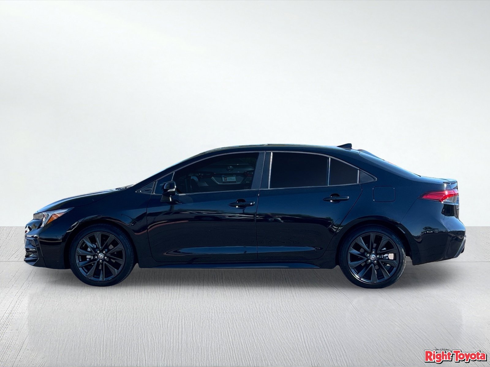 Certified 2024 Toyota Corolla XSE FWD image 4