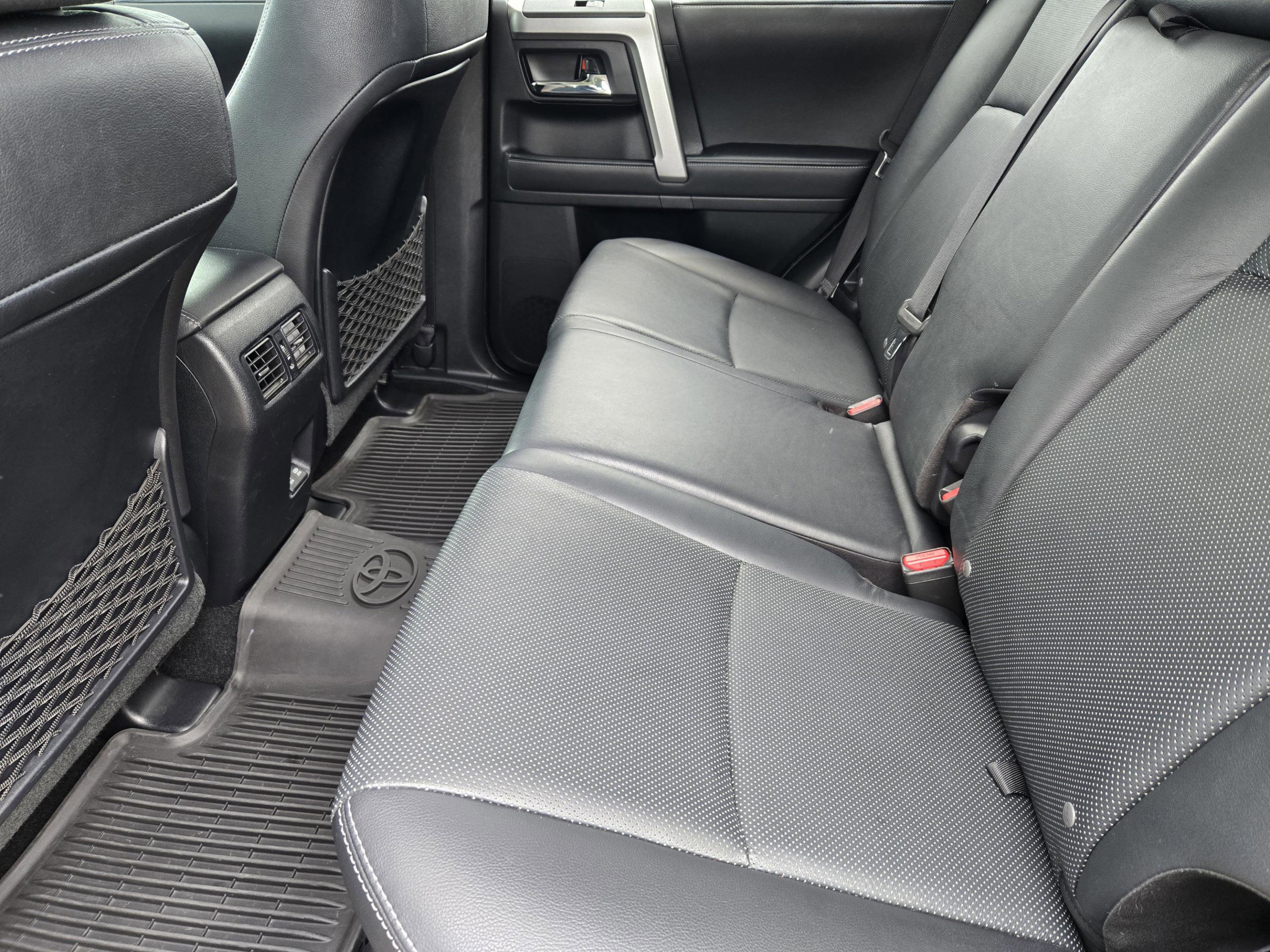 Used 2022 Toyota 4Runner Limited RWD image 40