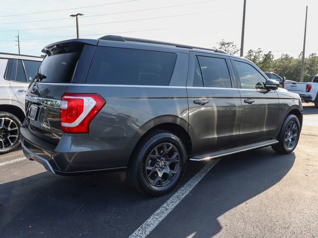 Used 2018 Ford Expedition Max XLT w/ Equipment Group 202A AWD/4WD image 4