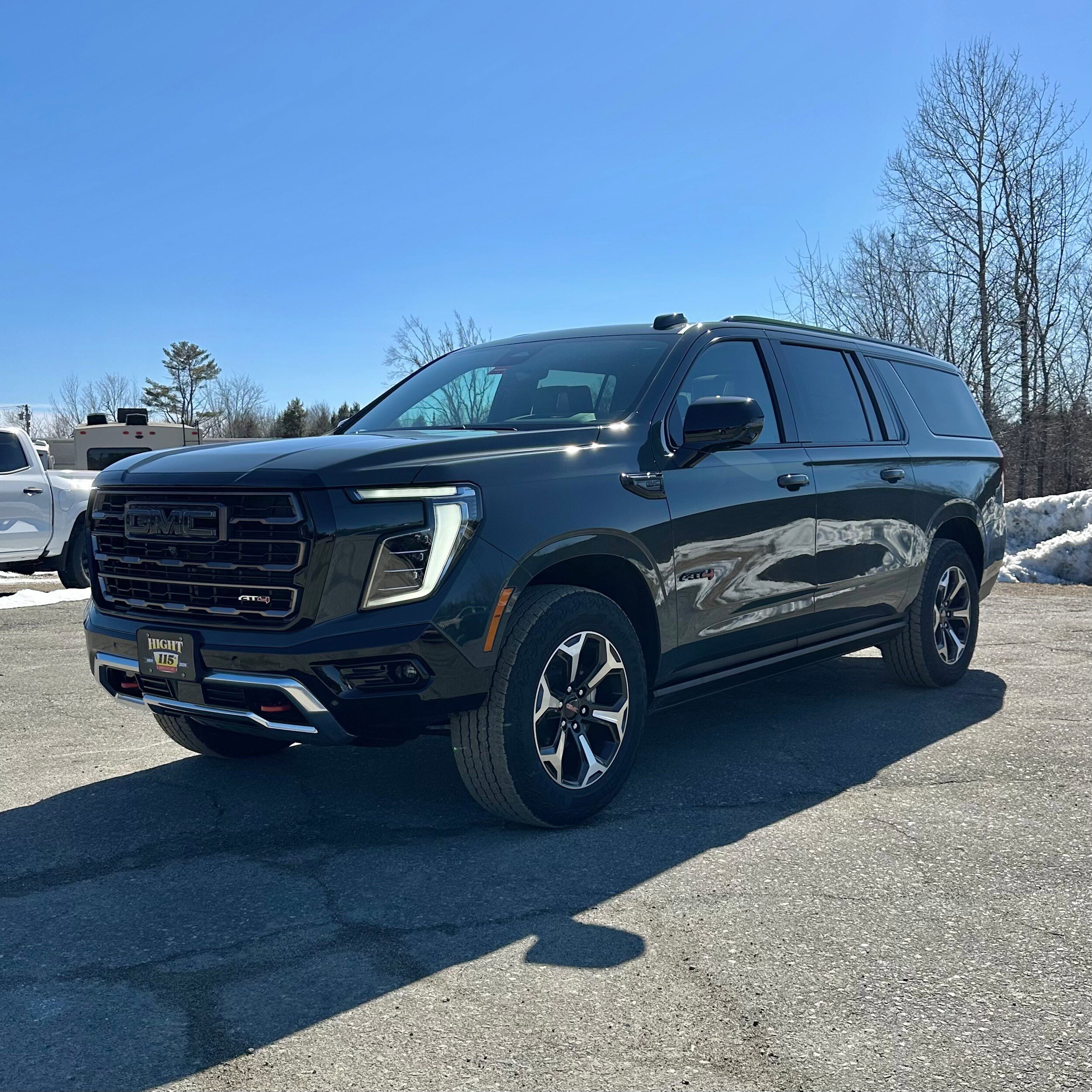 New 2026 GMC Yukon XL AT4 Ultimate AWD/4WD image 7