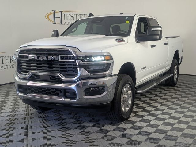 Used 2026 RAM 2500 Big Horn AWD/4WD image 4