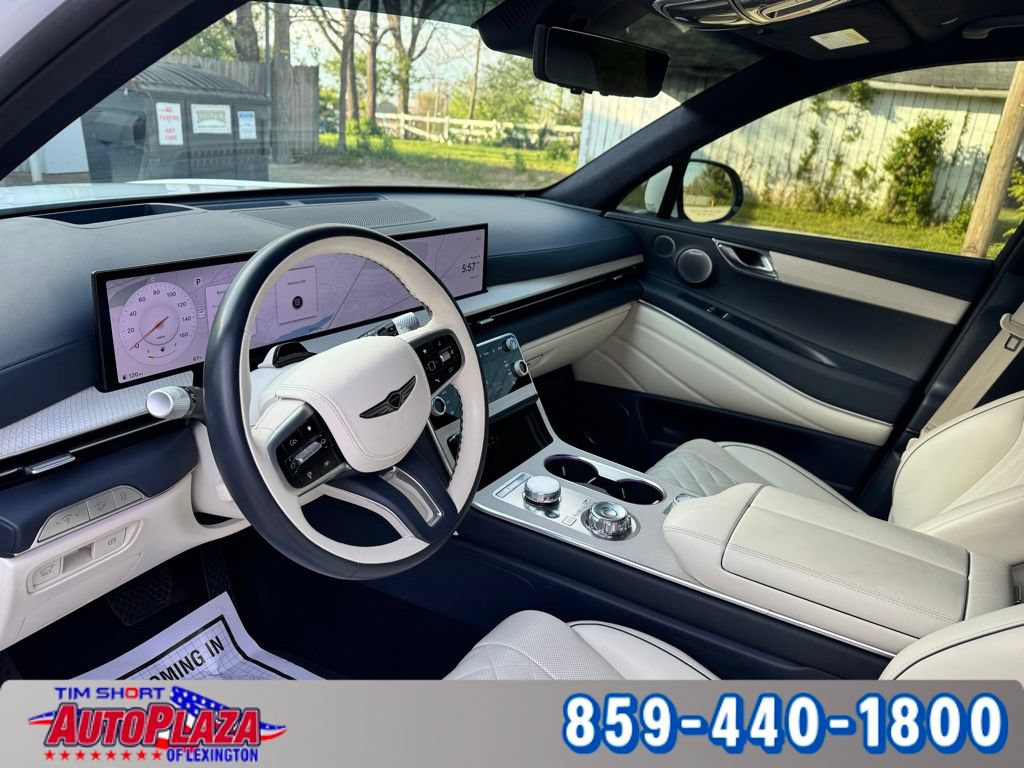 Used 2025 Genesis GV80 3.5T Prestige AWD/4WD image 3