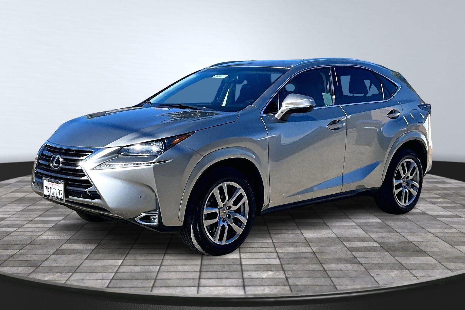 Used 2015 Lexus NX 200t FWD image 12