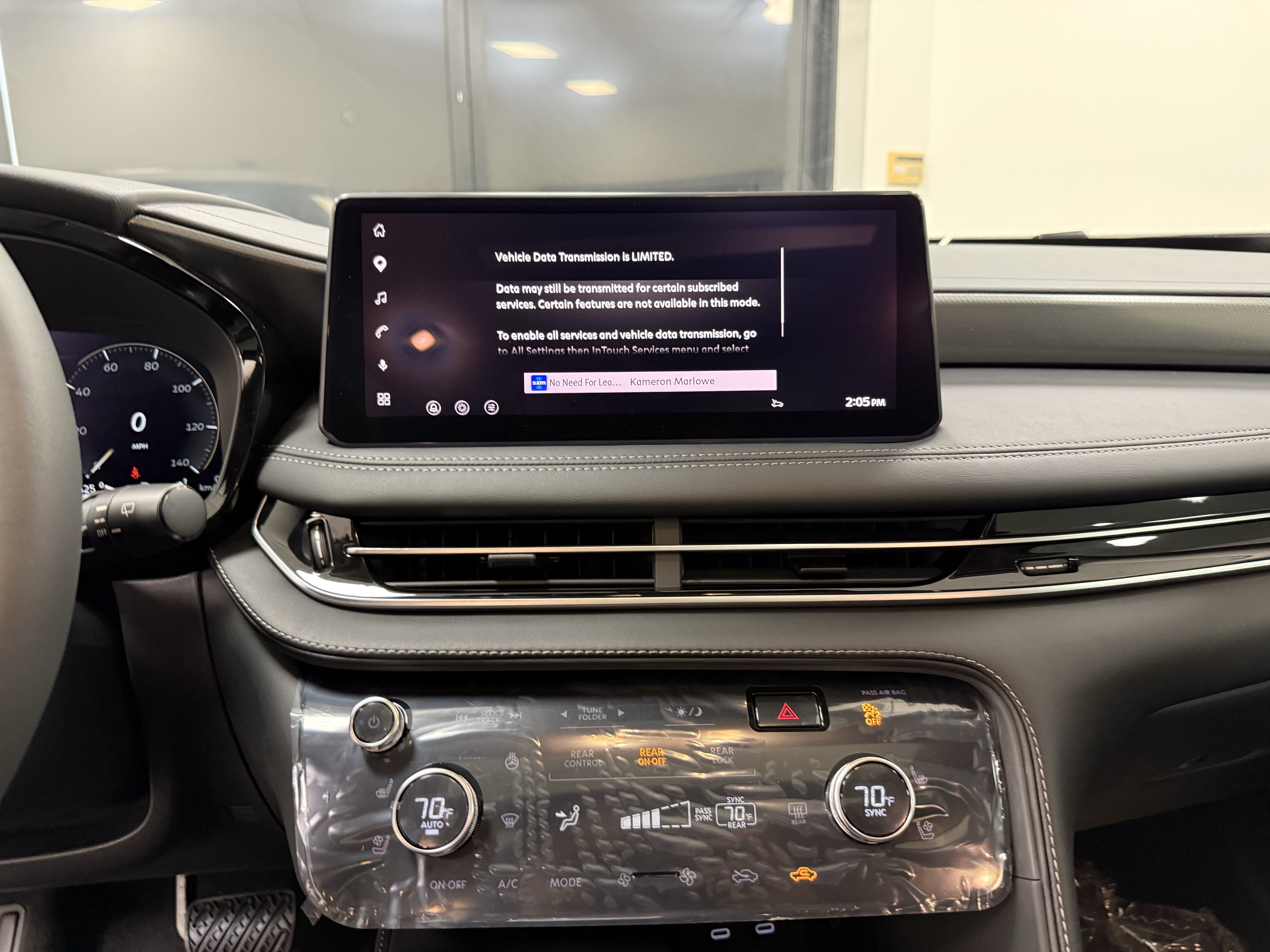 Certified 2027 INFINITI QX60 Luxe w/ Family Package FWD image 21