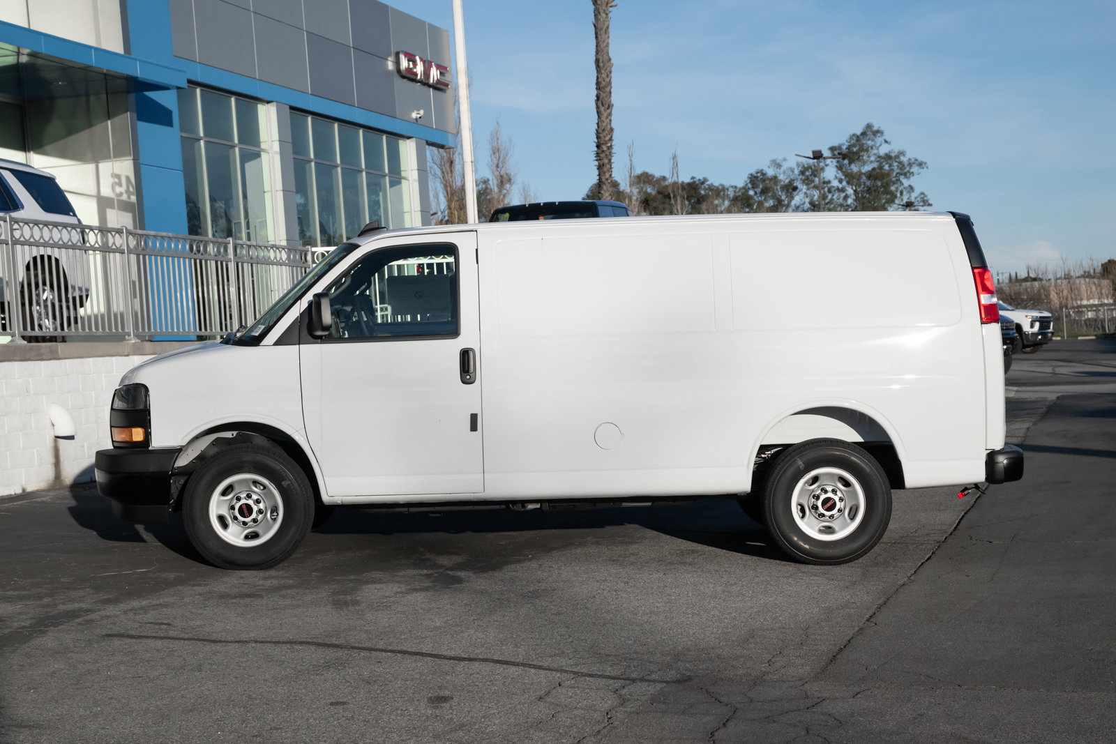 New 2025 GMC Savana 2500 w/ Driver Convenience Package image 8