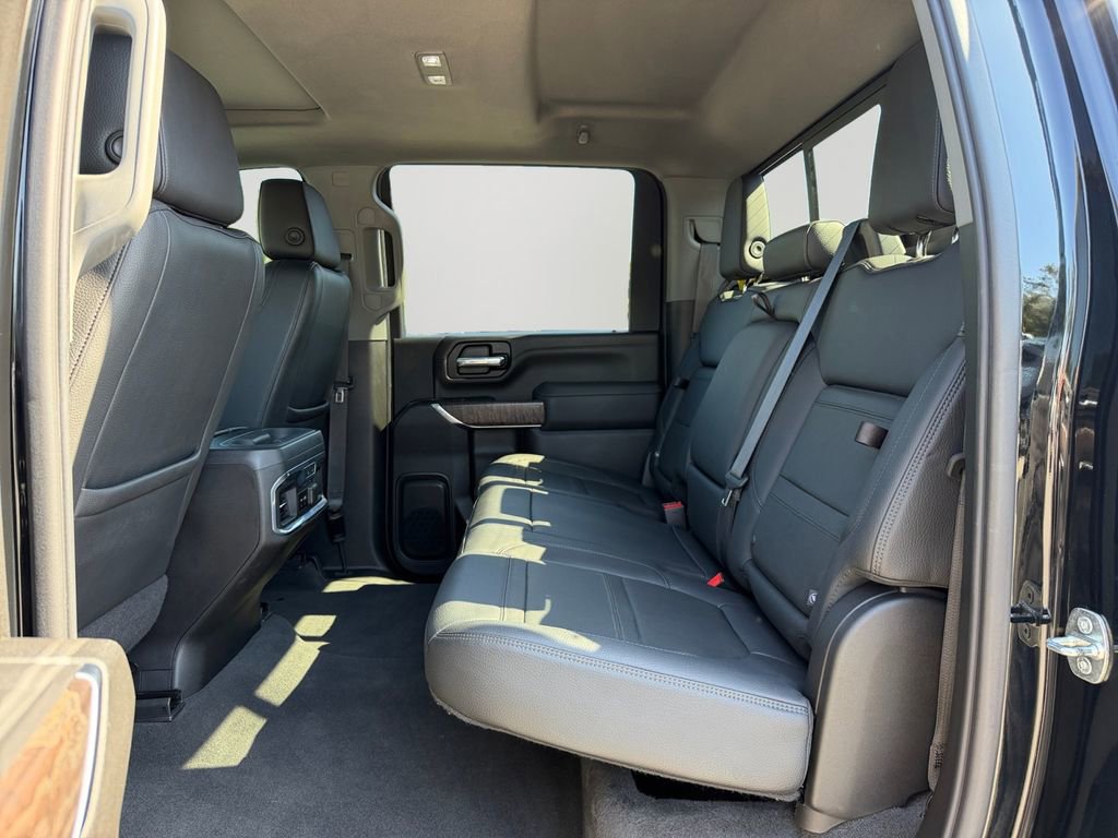 Used 2021 GMC Sierra 3500 Denali w/ Denali Ultimate Package AWD/4WD image 15
