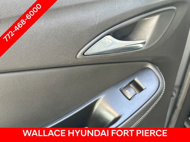 Used 2022 Buick Encore GX Essence image 15