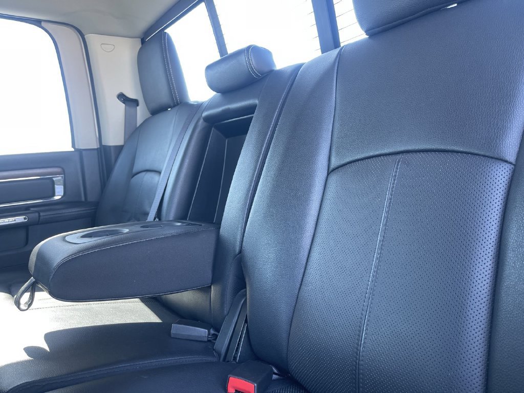 Used 2018 RAM 1500 Laramie w/ Convenience Group AWD/4WD image 36