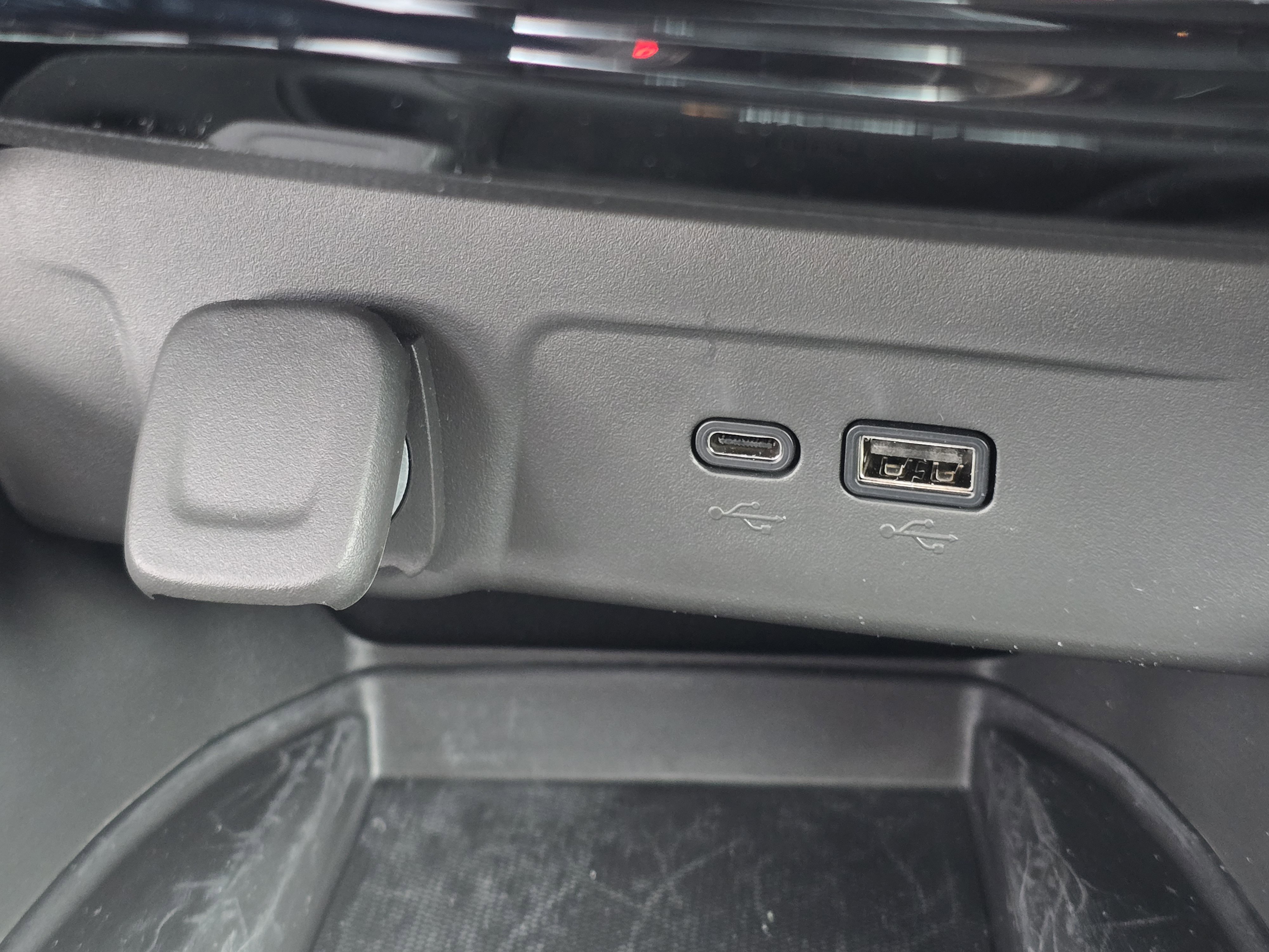 Used 2025 Chevrolet Trax RS w/ Sunroof Package image 8