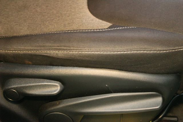 Used 2014 Jeep Cherokee Sport w/ Cold Weather Group image 12