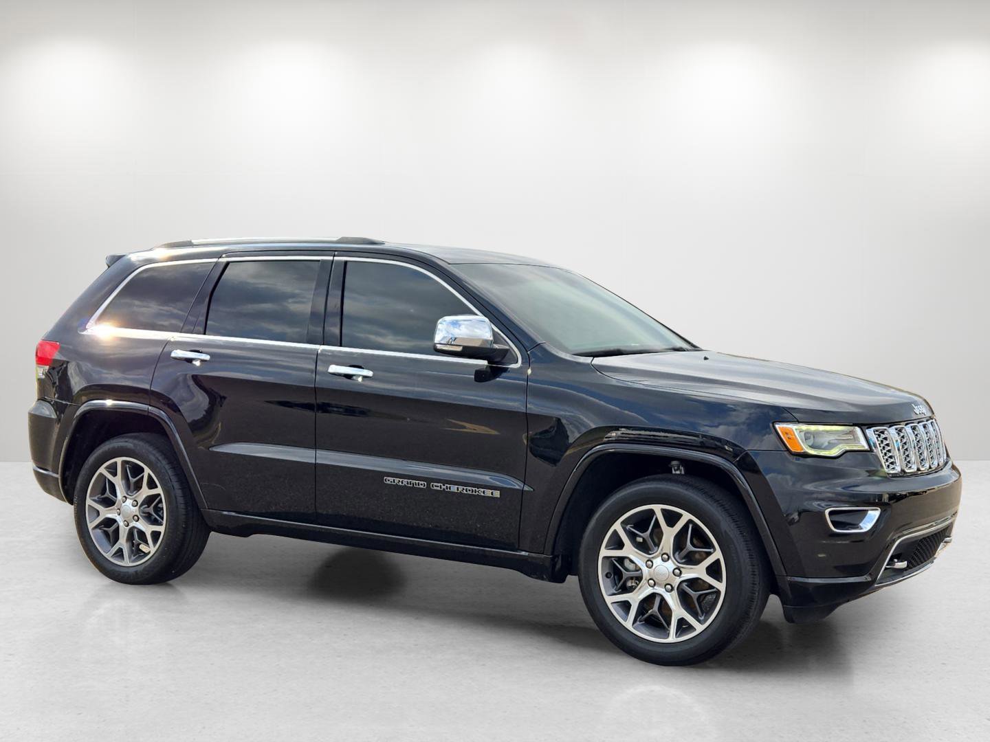 Used 2021 Jeep Grand Cherokee Overland image 4
