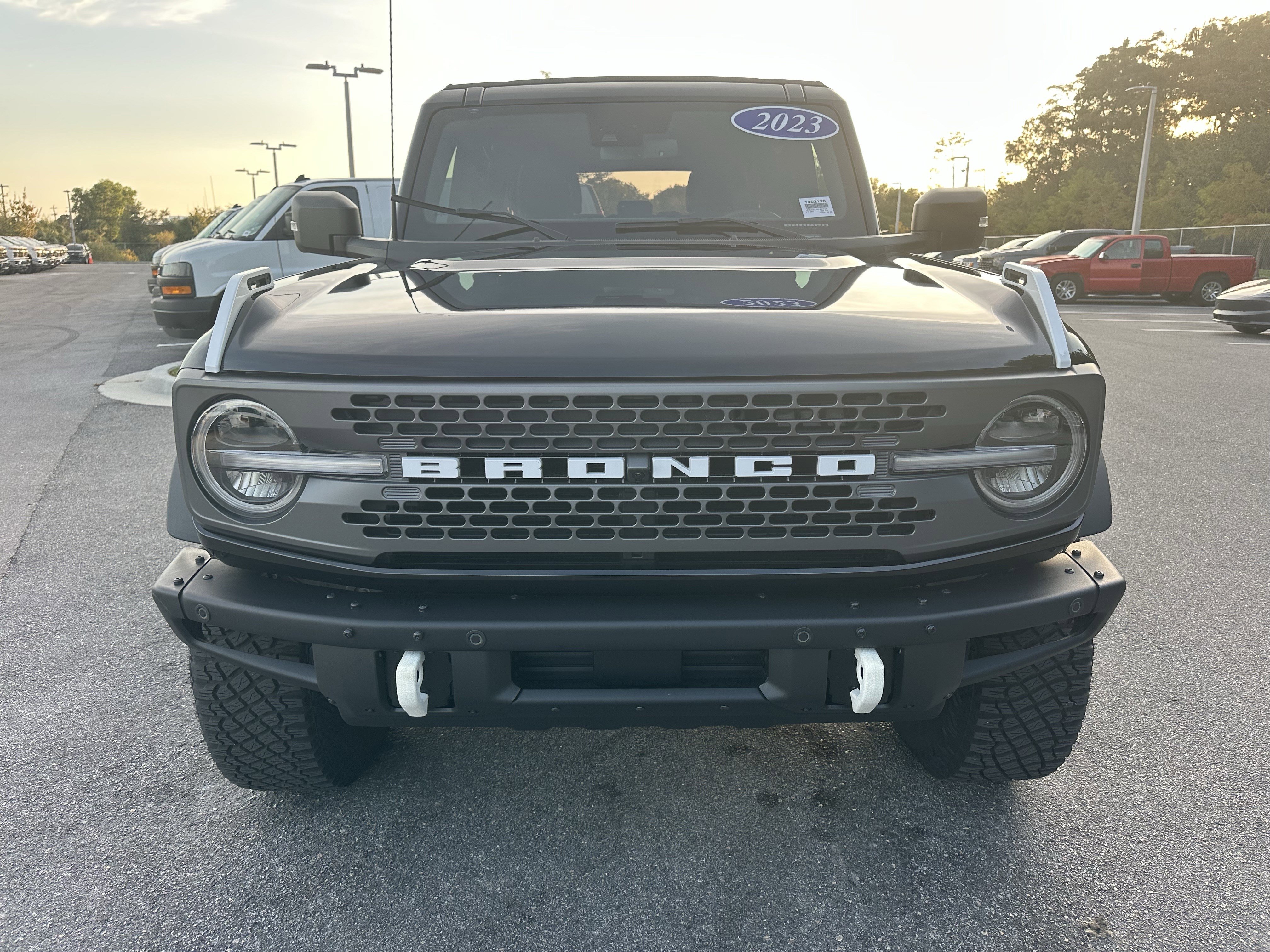 Used 2023 Ford Bronco Badlands image 3