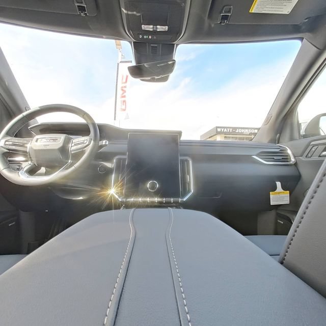 New 2026 GMC Acadia Elevation w/ Elevation Premium Package FWD image 31