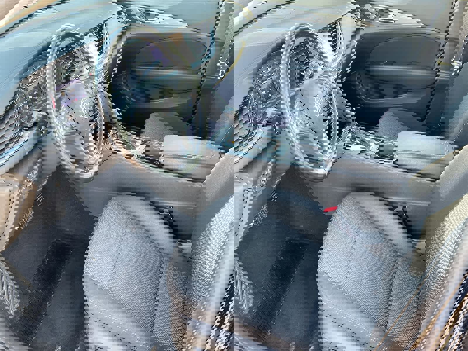 Used 2018 Buick Regal Preferred w/ Sights and Sounds Package image 10