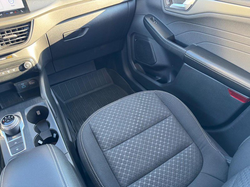 Used 2023 Ford Escape Active w/ Tech Pack #2 AWD/4WD image 16