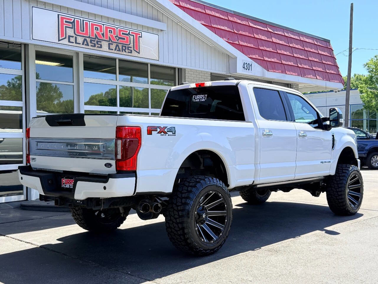 Used 2020 Ford F250 Platinum w/ FX4 Off-Road Package AWD/4WD image 3