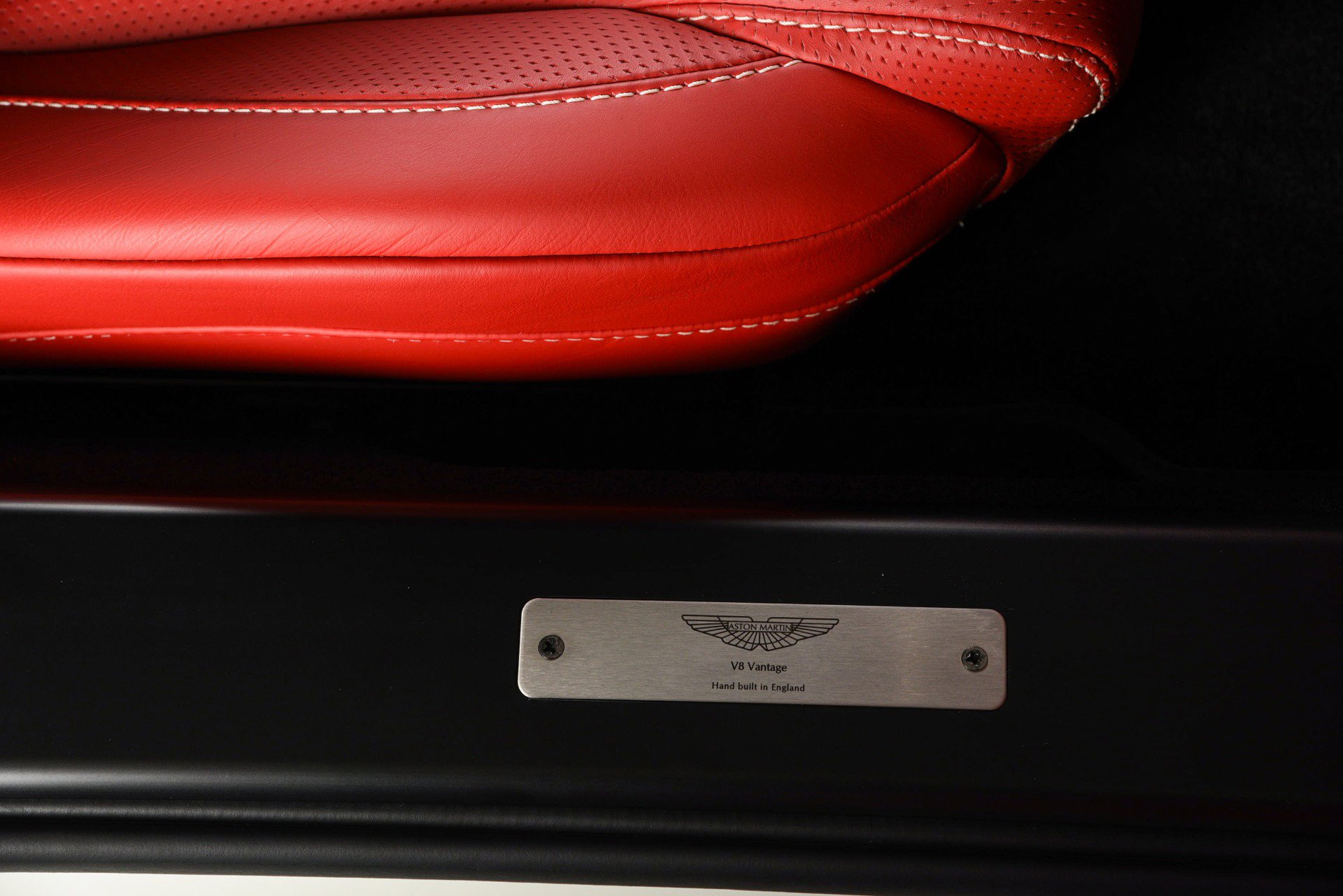 Used 2013 Aston Martin V8 Vantage Coupe image 25