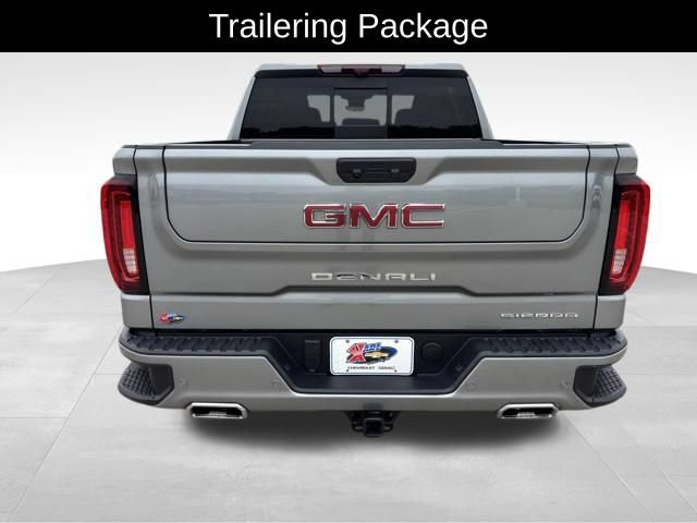 Certified 2025 GMC Sierra 1500 Denali w/ Technology Package AWD/4WD image 5