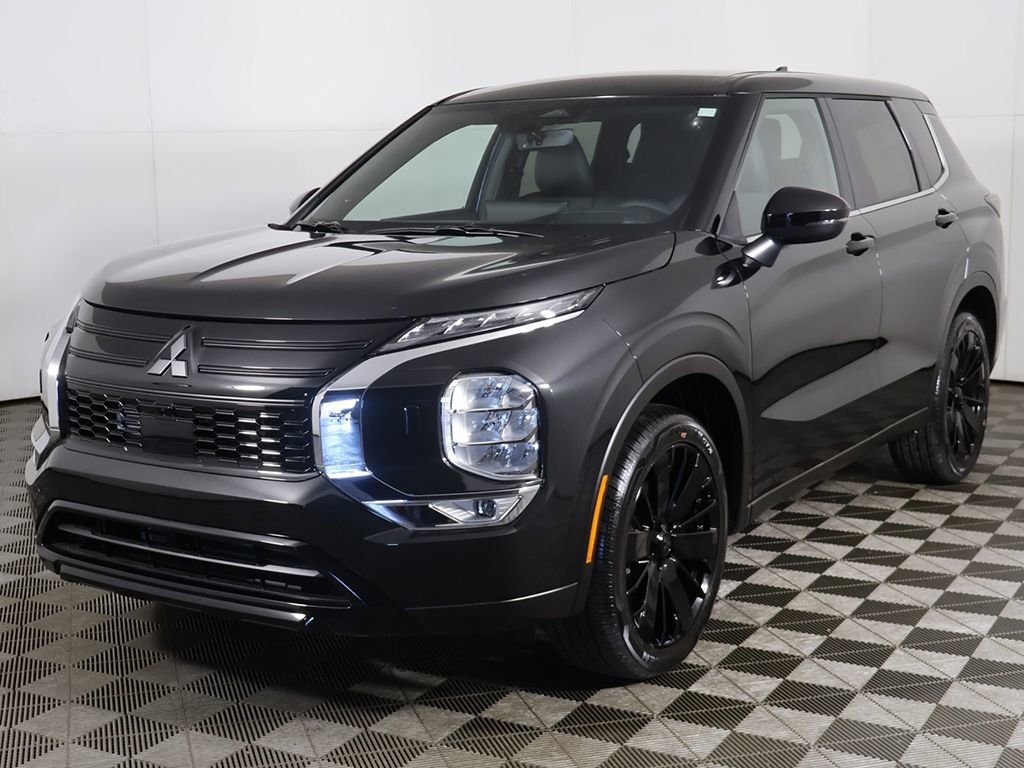 New 2026 Mitsubishi Outlander LE image 9