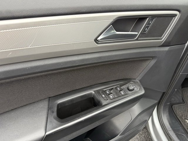 Used 2020 Volkswagen Atlas Cross Sport S image 21