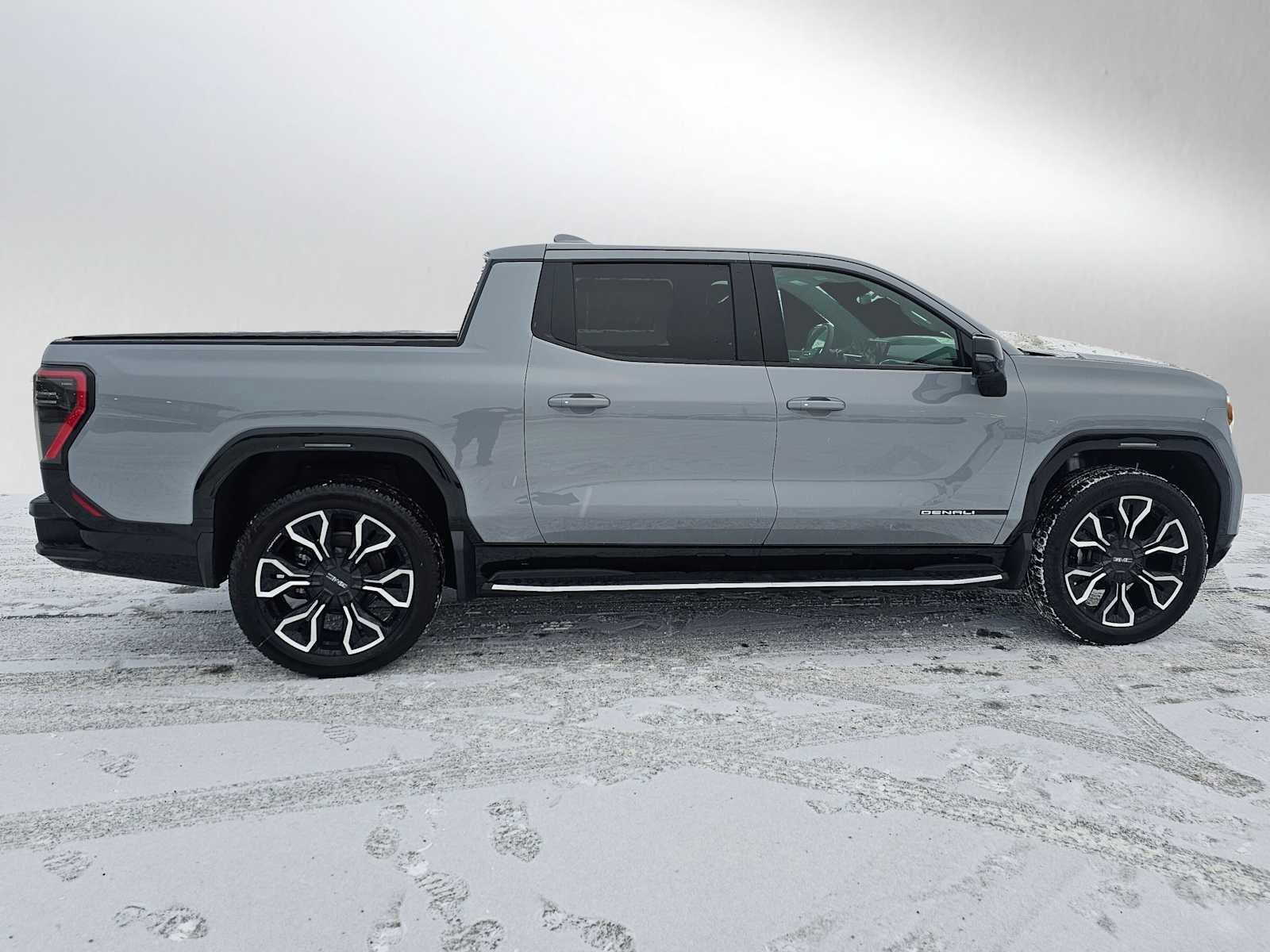New 2024 GMC Sierra EV Denali AWD/4WD image 6