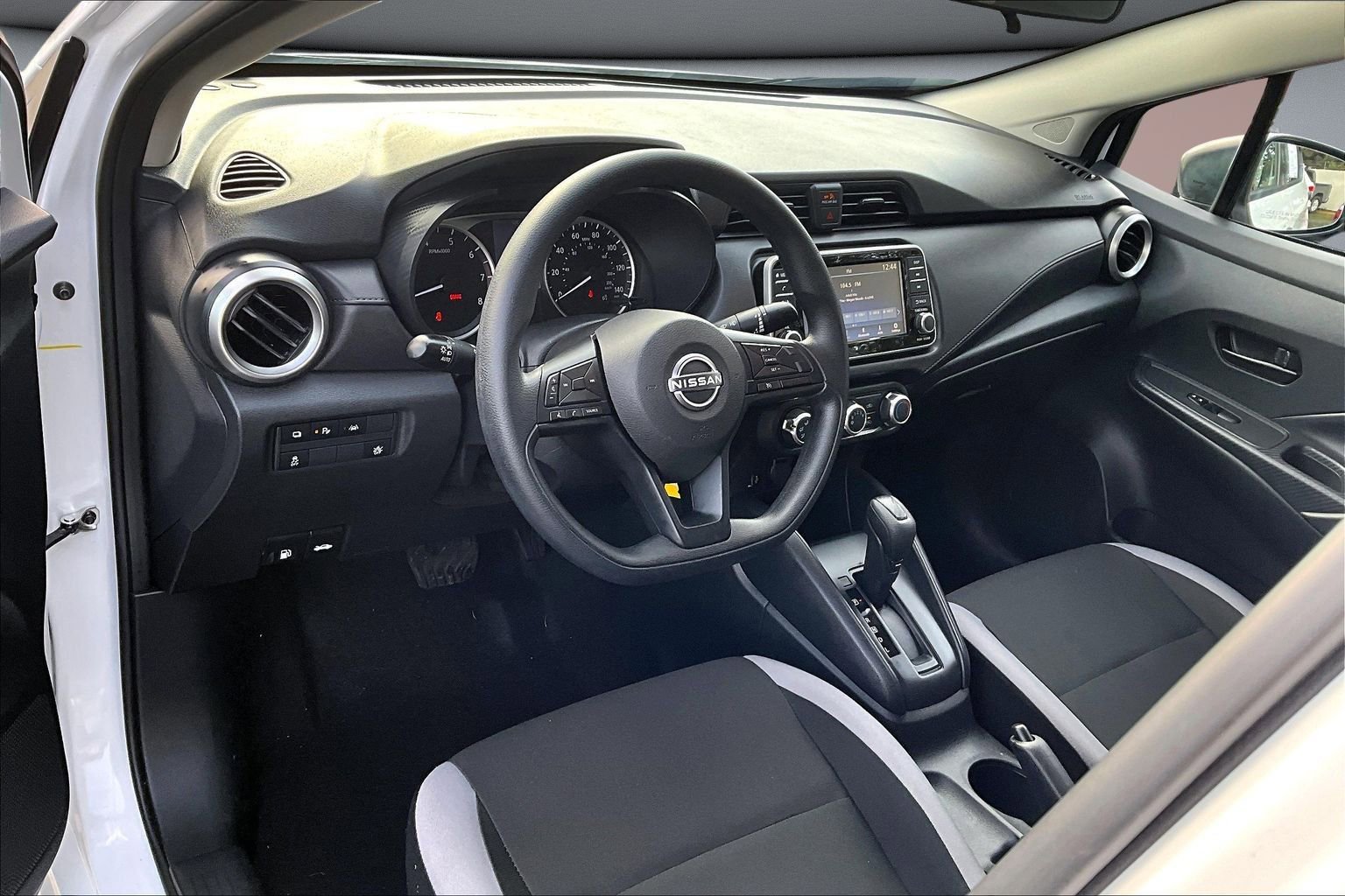 Used 2025 Nissan Versa S w/ Trunk Package image 16