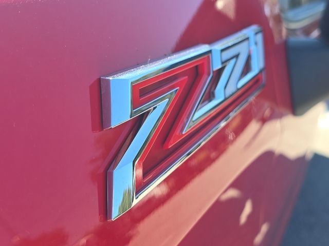 Used 2021 Chevrolet Silverado 1500 LT Trail Boss w/ Bed Protection Package image 9