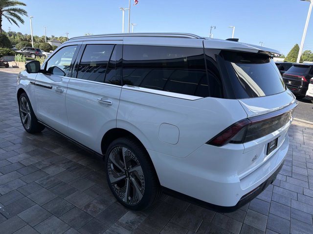 New 2026 Lincoln Navigator Black Label image 4