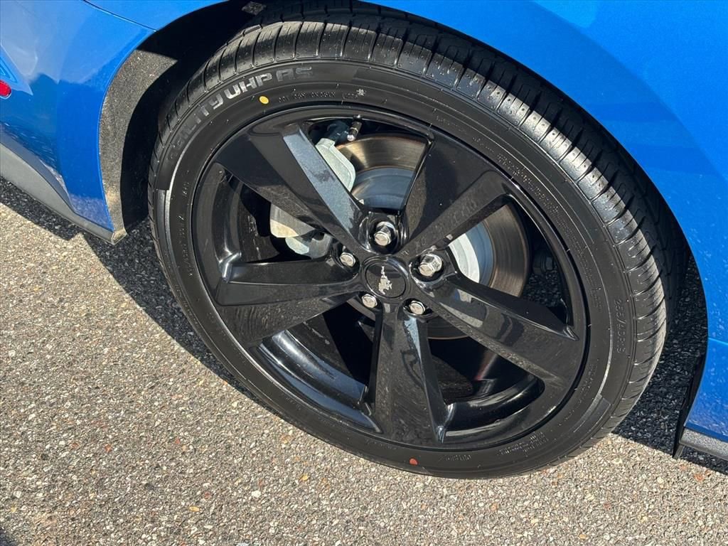 Used 2021 Ford Mustang EcoBoost w/ Black Accent Package image 27