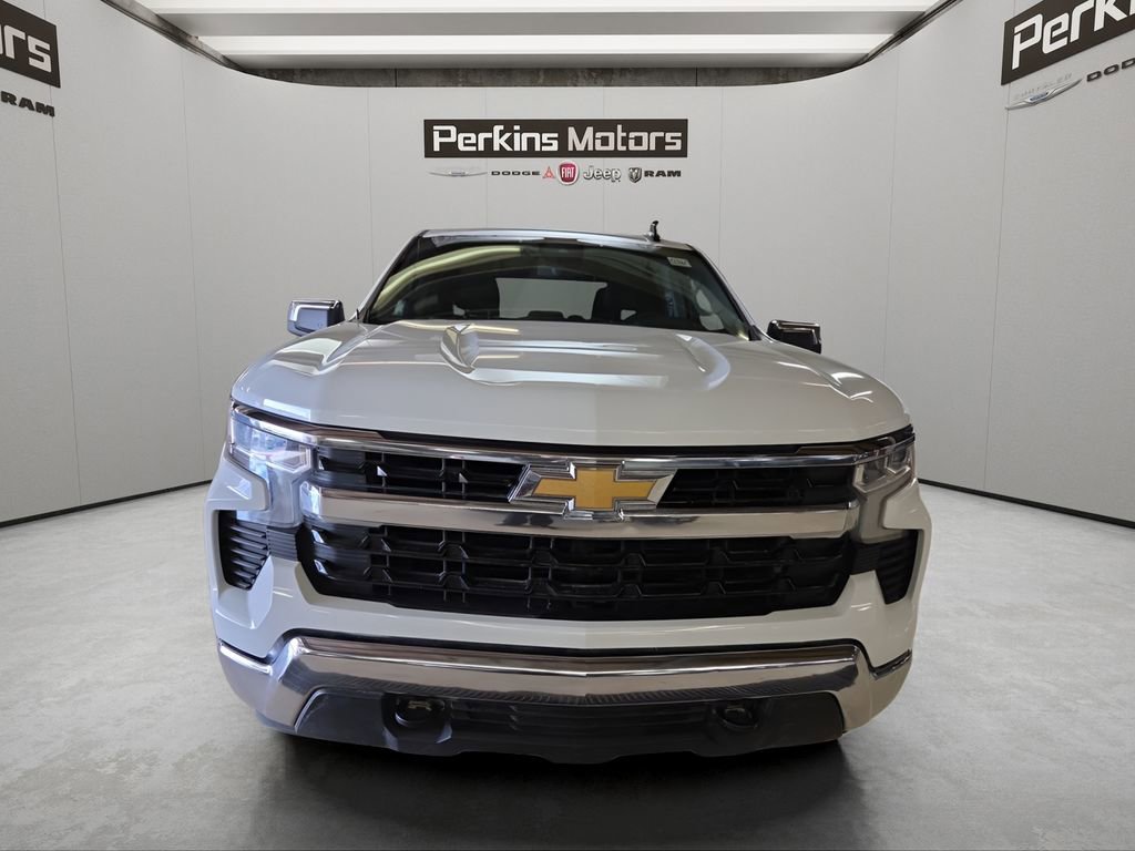 Used 2025 Chevrolet Silverado 1500 LT image 8