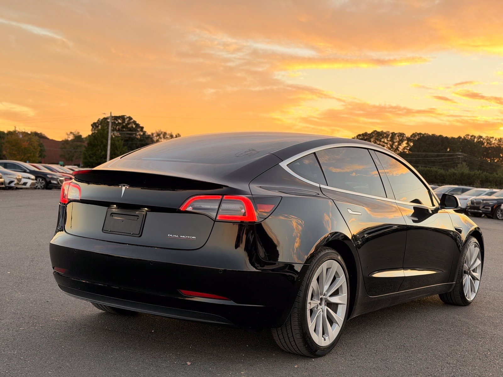 Used 2019 Tesla Model 3 Long Range AWD/4WD image 8