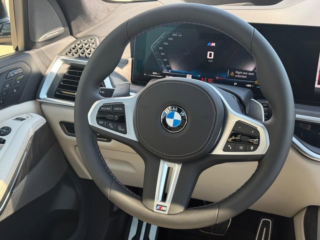 New 2026 BMW X7 M60i image 10