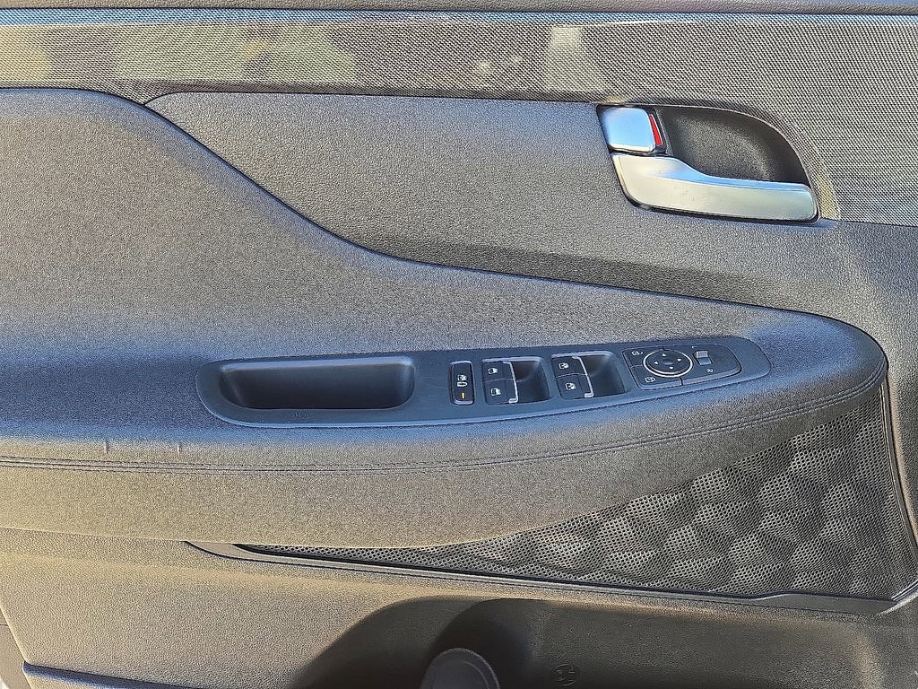 Used 2023 Hyundai Santa Fe SEL image 23