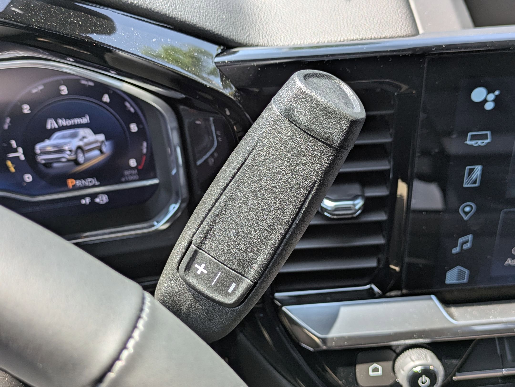 Used 2025 Chevrolet Silverado 1500 RST w/ Protection Package image 19