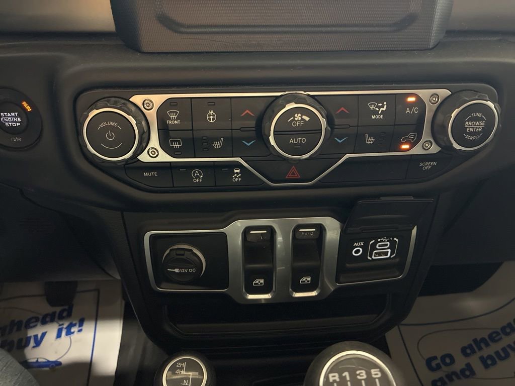 Used 2018 Jeep Wrangler Sport AWD/4WD image 19