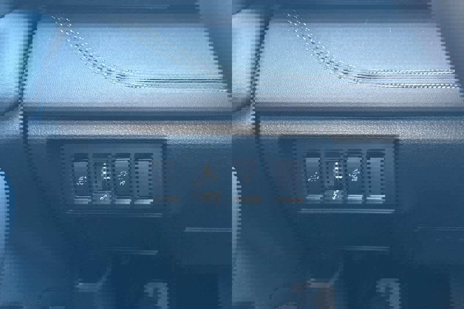 New 2025 Subaru Outback Limited image 30