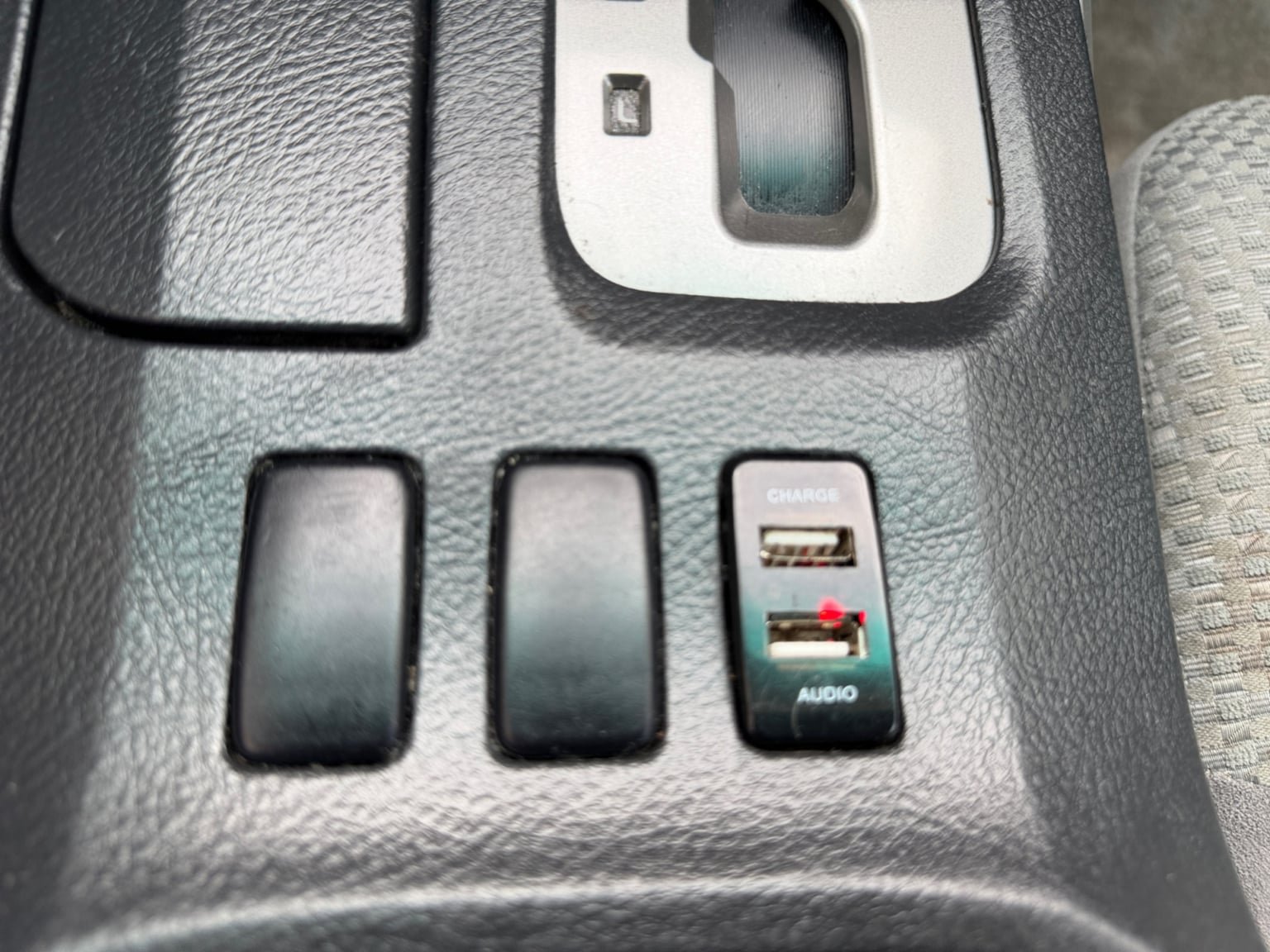 Used 2004 Toyota 4Runner SR5 RWD image 19
