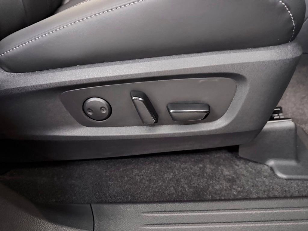 New 2027 INFINITI QX60 Luxe w/ Cargo Package FWD image 49