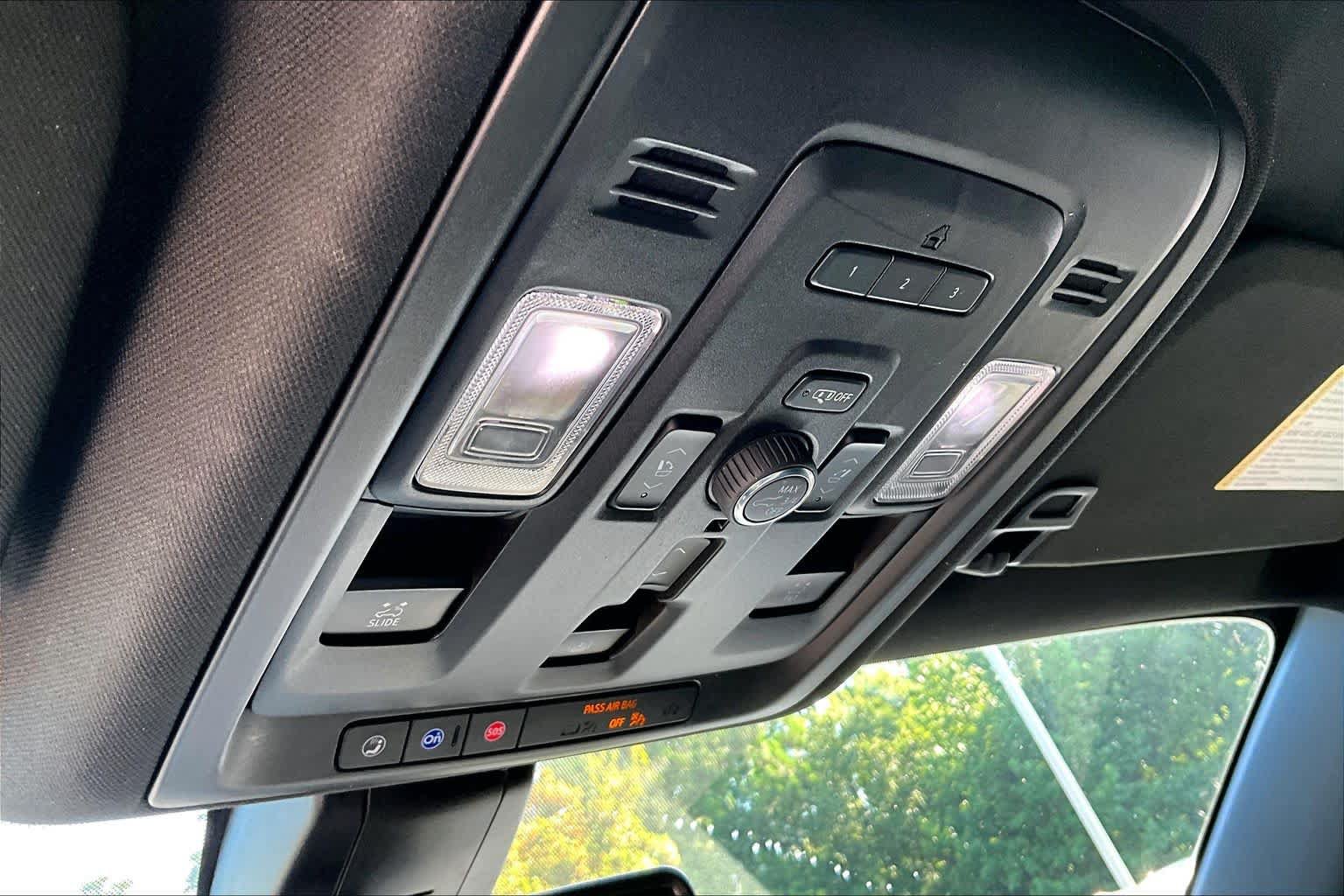 Used 2021 GMC Yukon Denali AWD/4WD image 37